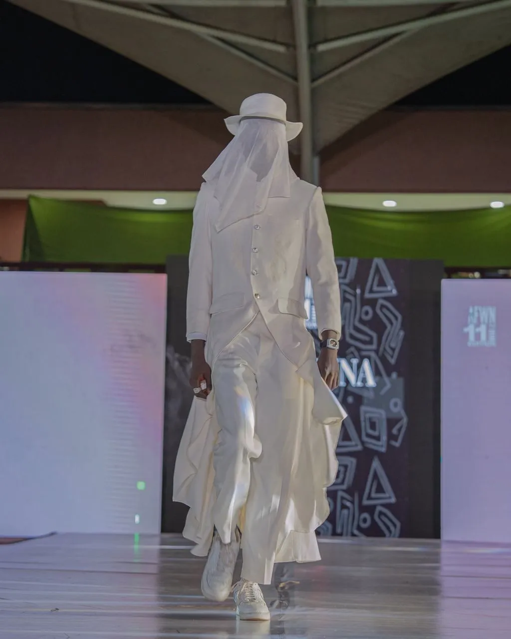 Ẹ̀YỌ́ PROCESSION SUIT - Image 1