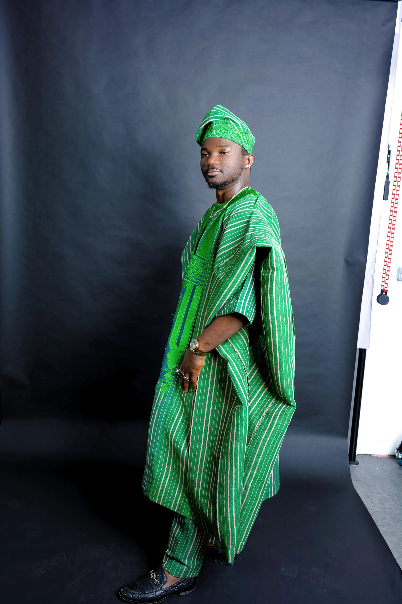 A Regal Three Piece Agbada - Image 4